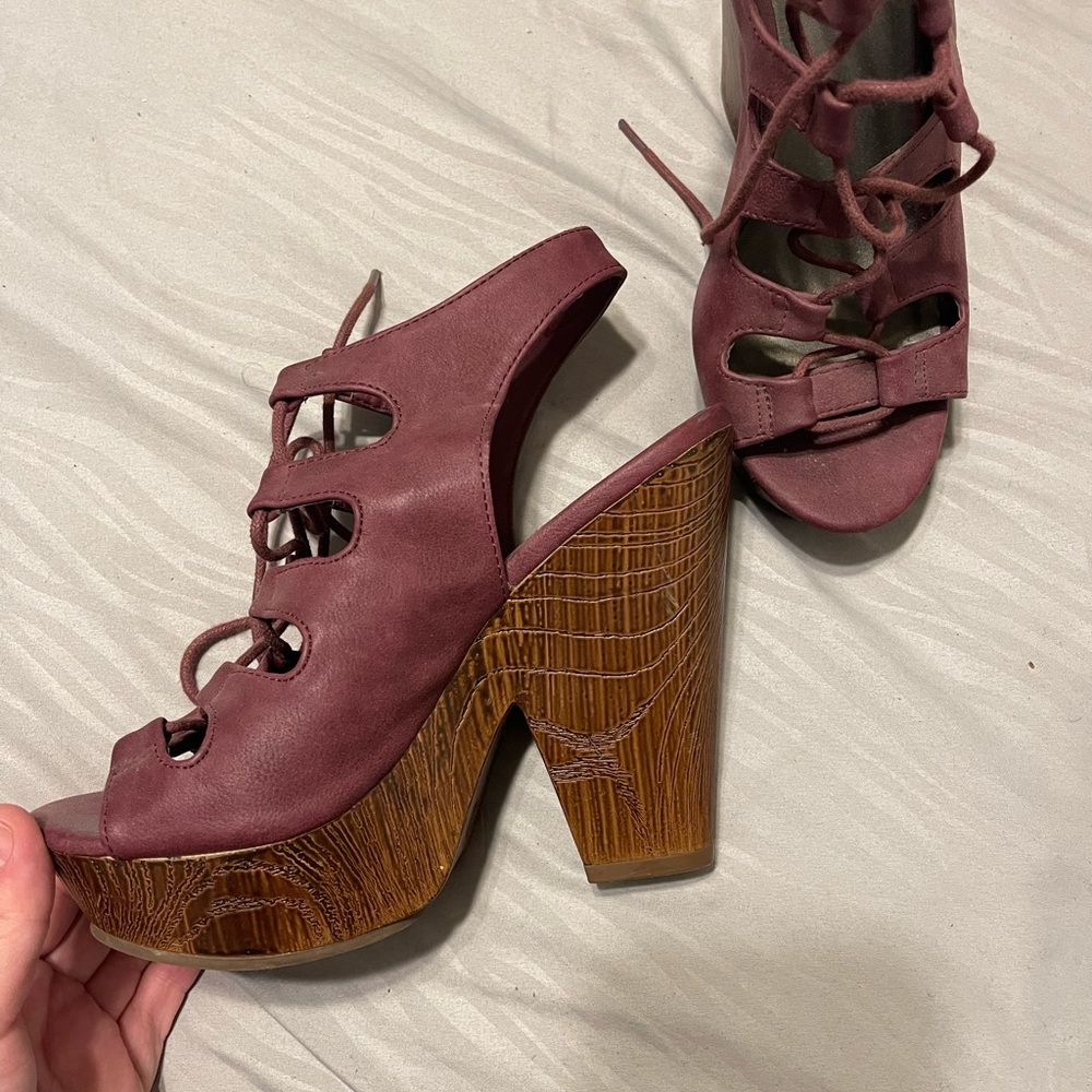 Guess heels - Picture 2 of 3